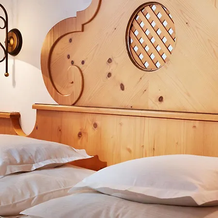 Auenhotel Отель Тукс