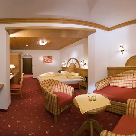 Auenhotel Отель Тукс