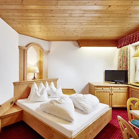 Auenhotel 4* Тукс