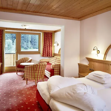 Auenhotel 4* Тукс