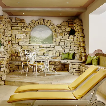 Auenhotel Отель Тукс