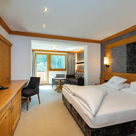 Auenhotel Hotel 4*