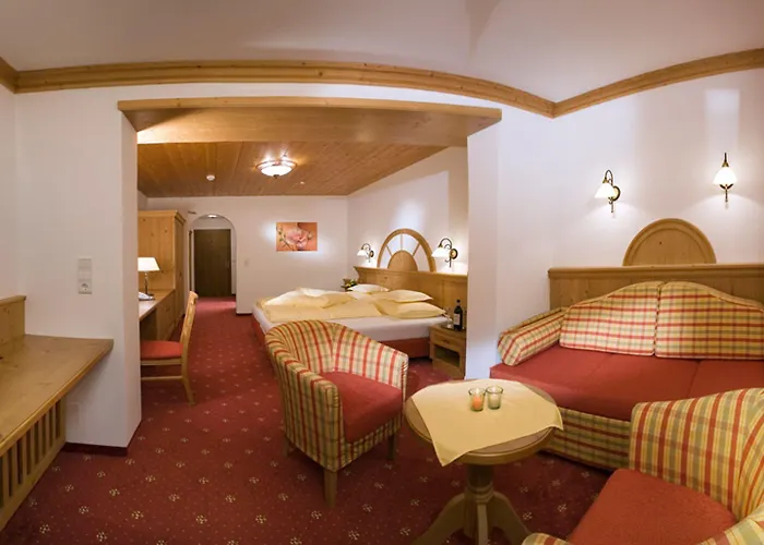 Auenhotel Отель Тукс