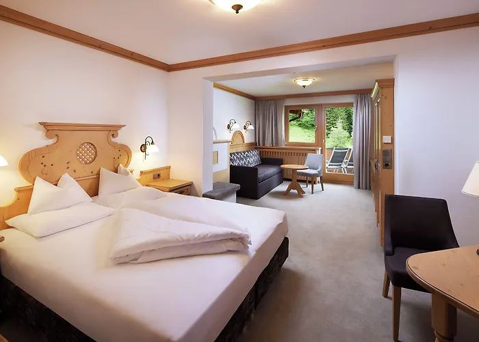 Отель Auenhotel Тукс