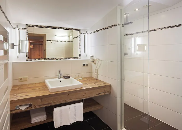 Auenhotel 4* Тукс