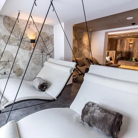 Auenhotel Hotel 4*