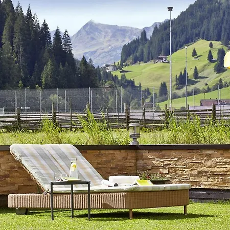 Auenhotel Hotel 4*